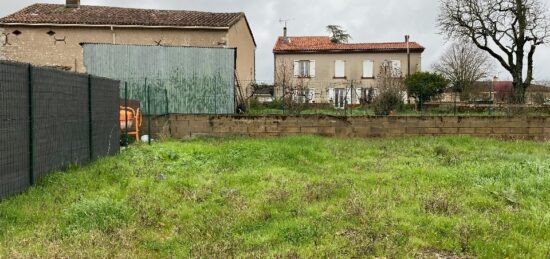 Terrain à bâtir à Saint-Genest-de-Contest, Occitanie