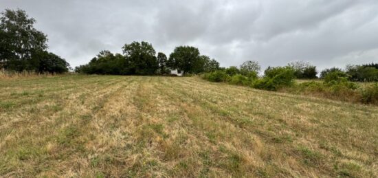 Terrain à bâtir à , Haute-Garonne