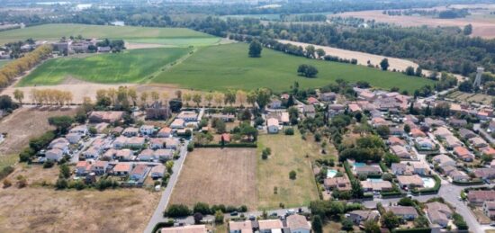 Terrain à bâtir à , Haute-Garonne
