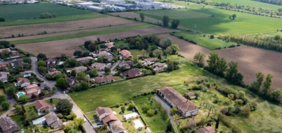 Terrain à bâtir à , Haute-Garonne