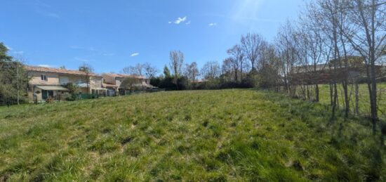 Terrain à bâtir à , Haute-Garonne